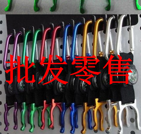 饮料瓶扣 瓶挂 矿泉水瓶扣快扣 带登山扣挂扣指南针饮料瓶卡扣在类目 户外/登山/野营/旅行用品, 刀具/多用工具, 挂扣中 - 来自Buy2taobao.com提供专业的淘宝代购服务