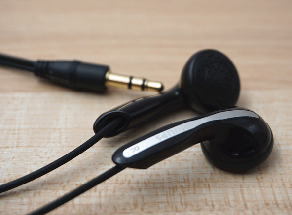 Netherlands Original Big brands headset erji MP3cd mobile phone currency Earplugs Bass clear elasticin the Audio appliances , Headphone/Headsets  category - from Buy2taobao.com to provide professional Taobao agent buy service