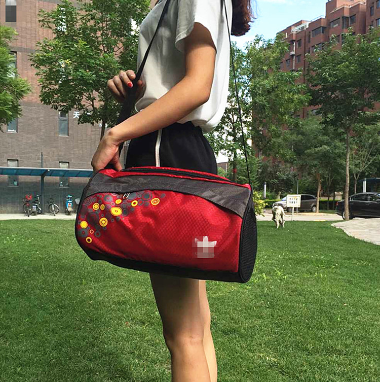 运动健身圆桶包单肩斜斜挎旅行包男女篮球球包训练游泳包超低包邮|msdalam kategori Beg kulit/wanita/beg lelaki, beg perjalanan - dari Buy2taobao.com untuk memberikan perkhidmatan ejen Taobao profesional membeli