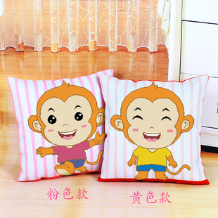 5d彩色十字绣抱枕卡通动漫，可爱动物猴子，一对卧室沙发靠垫