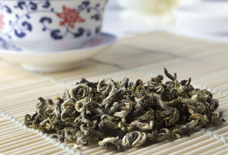 浓香茉莉花茶叶飘雪【玉螺王】500g超耐泡横县新茶送2铁罐 礼盒装