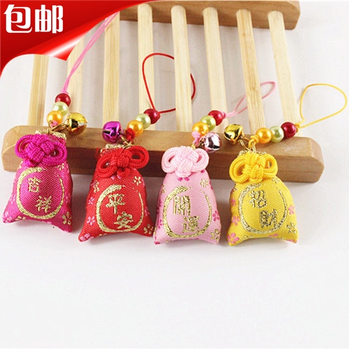 Dragon boat festival tradition Sachet Sachet Aromatherapy auspicious Safety Lucky Lucky Mobile phone pendant Small sachet phone chainin the 3C Digital Accessories, Cell Phone Accessories , Phone Accessories , Mobile phone pendant/Mobile phone chain category - from Buy2taobao.com to provide professional Taobao agent buy service