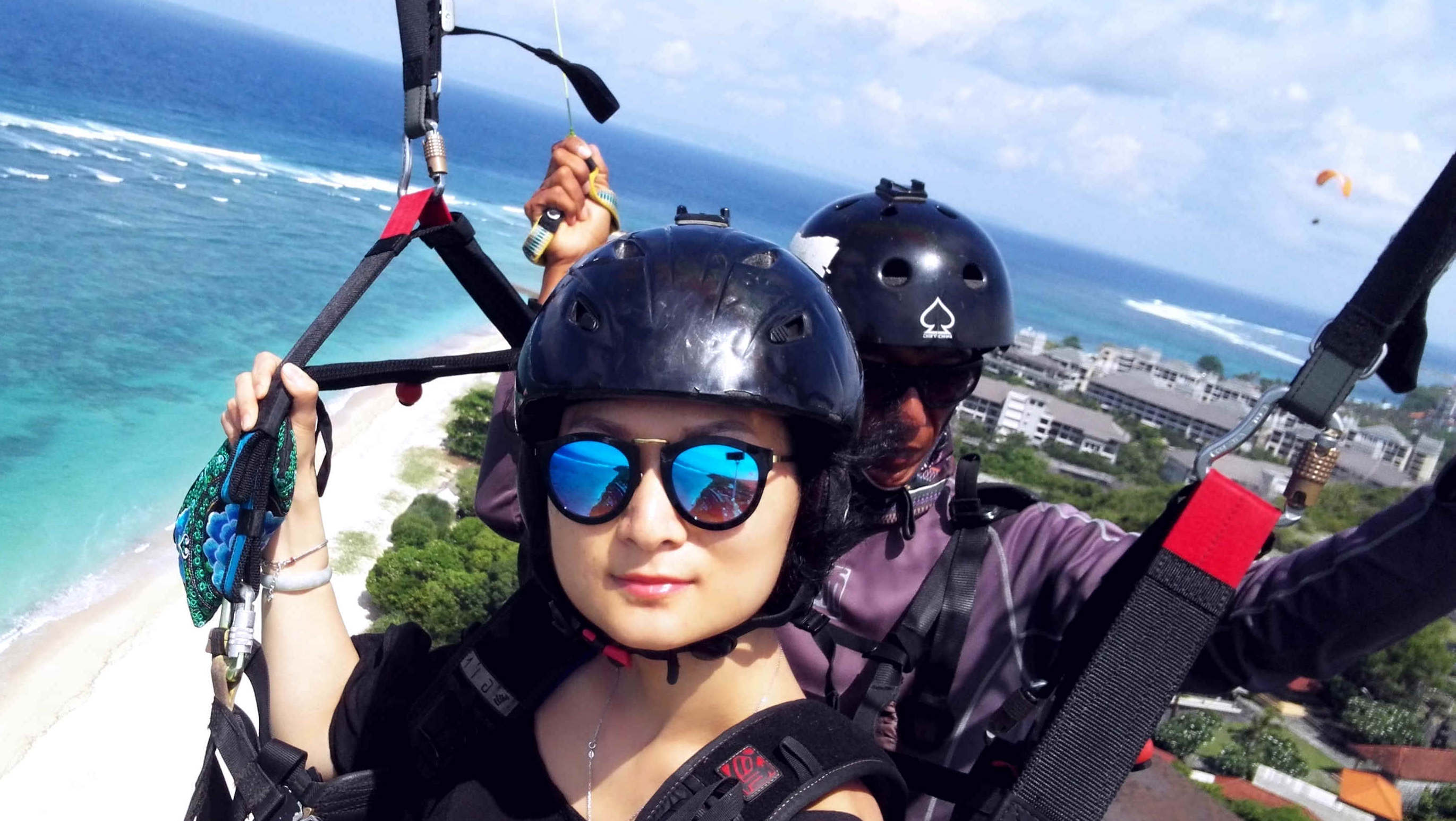 Stay in Bali Bali Love cliff Paragliding Package characteristic activityin the Holiday Line/Visas send off/Travel services , Play at destination, Overseas Play Packages category - from Buy2taobao.com to provide professional Taobao agent buy service