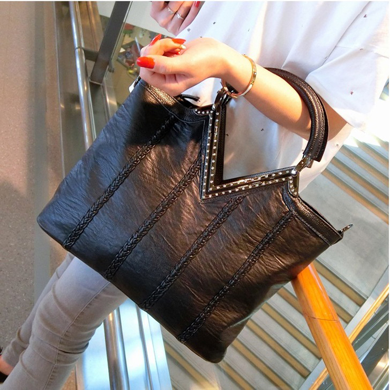 European stations bags 2019 new pattern Retro fashion Handbag Female bag Europe and America leisure time One shoulder Inclined shoulder bag Women's Bagsin the Leather/Lady bags/Men's bag, Ms. bags category - from Buy2taobao.com to provide professional Taobao agent buy service