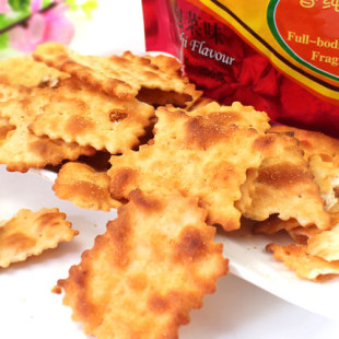 AJI惊奇脆片 黄金起士蔬菜 咸味早餐饼干苏打零