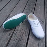 国途青岛环球白网鞋男女，白球鞋(白球鞋)帆布鞋白鞋白布鞋绿底小白鞋