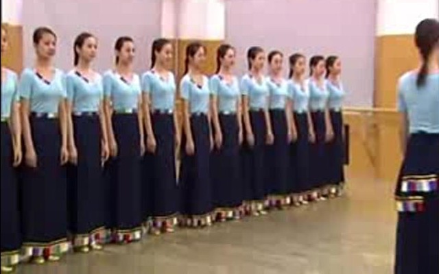 包郵 藏族舞練習裙 藏族舞裙 藏舞水袖 北京舞蹈學院學生課堂專用在類目 女裝/女士精品, 唐裝/民族服裝/舞臺服裝, 民族服裝/舞臺裝中 - 來自Buy2taobao.com提供專業的淘寶代購服務