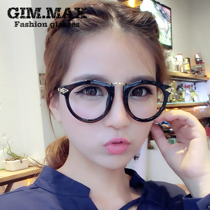 round glasses korean