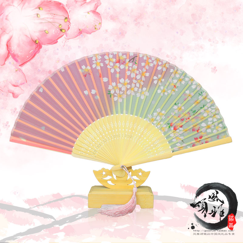 舞蹈扇子女扇真丝樱花折扇中国风日式女绢扇和风工艺出国礼品扇在类目 家居饰品, 工艺扇中 - 来自Buy2taobao.com提供专业的淘宝代购服务