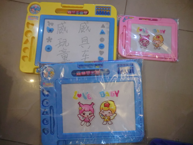 智多星 益智高质量 画板儿童磁性写字板 特价包邮在类目 玩具/童车/益智/积木/模型, 绘画类用品, 画板中 - 来自Buy2taobao.com提供专业的淘宝代购服务