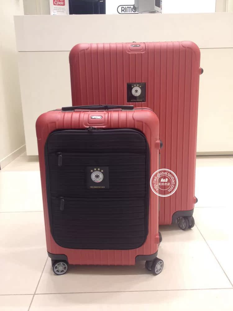 rimowa trunk red