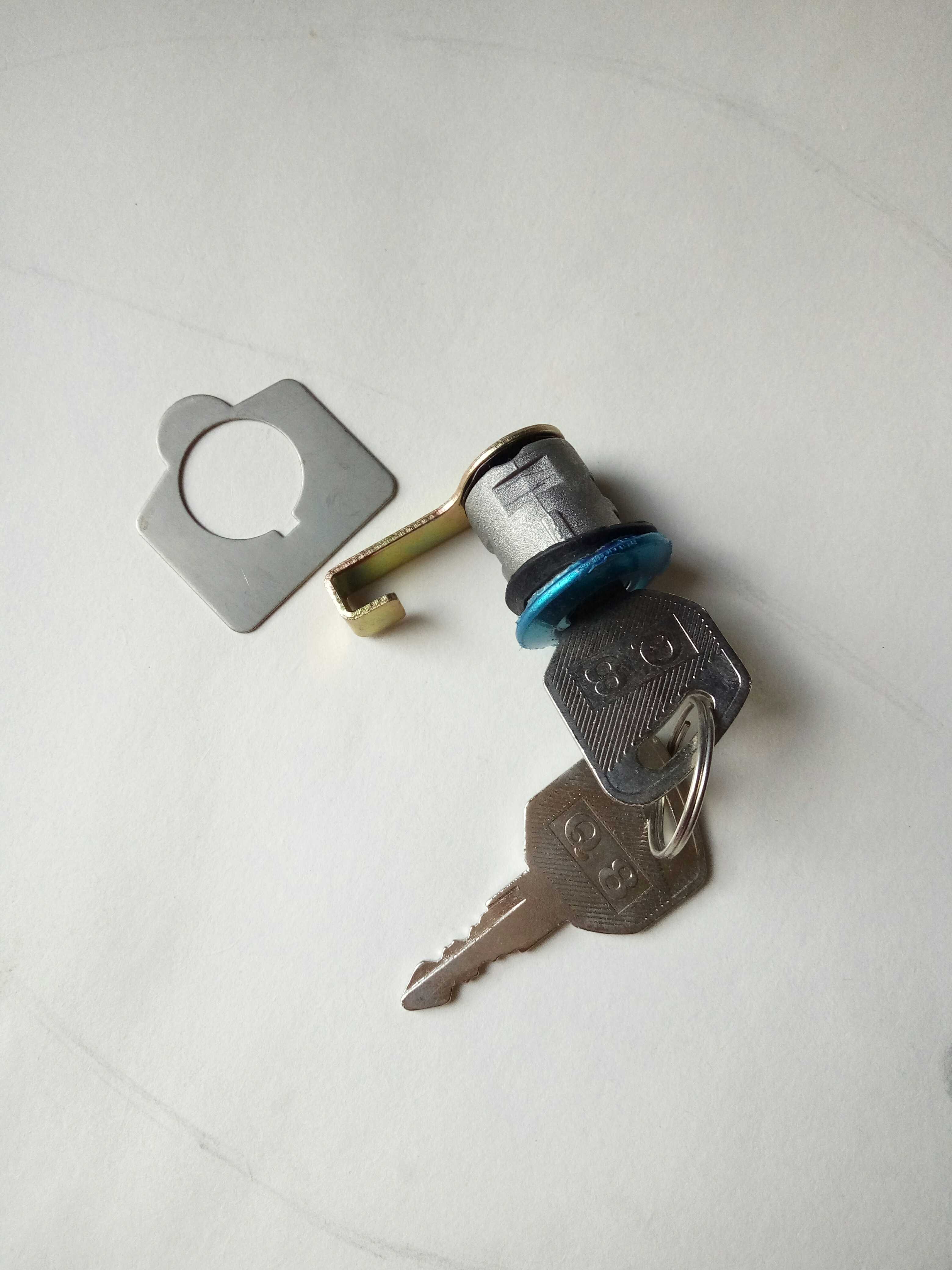摩托車後備箱鎖不鏽鋼尾箱鎖不鏽鐵尾箱鎖尾箱鑰匙後尾箱鎖頭包郵在類目 電動車/配件/交通工具, 電動車裝備區, 電動車鎖中 - 來自Buy2taobao.com提供專業的淘寶代購服務