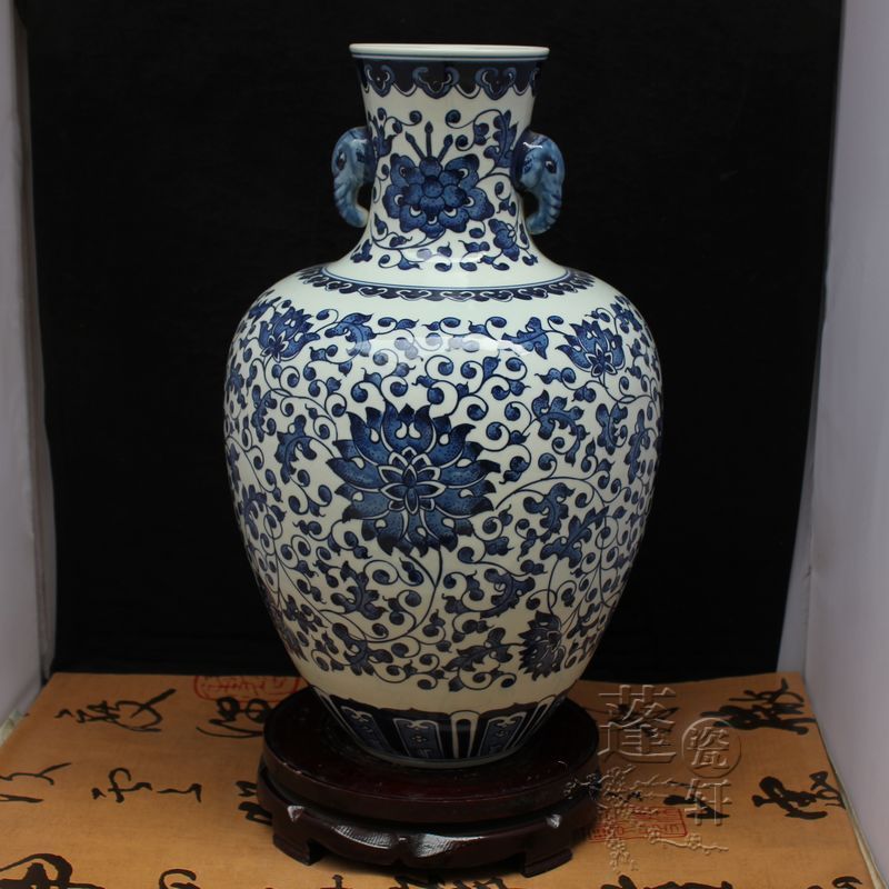 景德镇陶瓷器花瓶摆件名人手绘仿古青花双耳花瓶饰品|msdalam kategori Aksesori rumah, pasu/bunga/bunga tiruan/perhiasan imitasi, bunga/pasu, pasu - dari Buy2taobao.com untuk memberikan perkhidmatan ejen Taobao profesional membeli