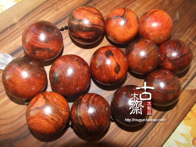 真红酸枝 老红木 健身球 保健球 手揉 送老人 锻炼把玩 收藏送礼在类目 运动/瑜伽/健身/球迷用品, 踏步机/中小型健身器材, 健身球/保健球中 - 来自Buy2taobao.com提供专业的淘宝代购服务