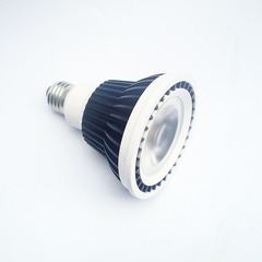 客厅照明用led螺口灯泡要多少瓦的合适。_led