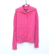 保暖秋季甜美小熊羊绒衫，玫红色纽扣，开衫女装款外套毛衣155-160cm