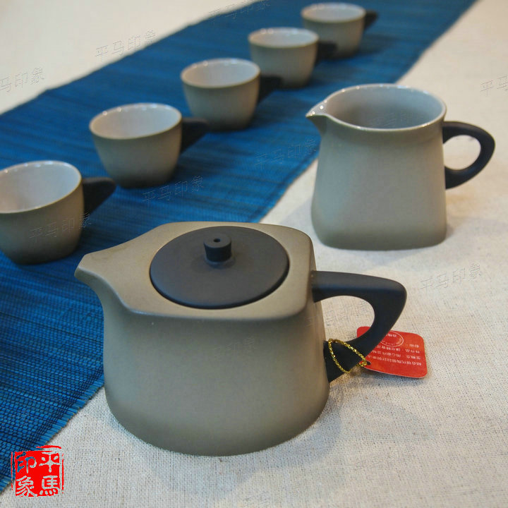 台灣陸寶茶具 鑄墨壺茶套組 壹壺壹海六杯陶瓷功夫茶具套組 包郵在類目 餐飲具, 茶具, 功夫茶具中 - 來自Buy2taobao.com提供專業的淘寶代購服務