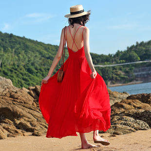 女夏小红裙红色超仙海边沙滩长裙三亚度假百褶吊带性感露背连衣裙