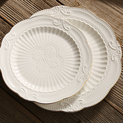 欧式贵族华丽风白瓷盘子 浮雕圆盘 西餐盘蕾丝点心盘甜品盘蛋糕
