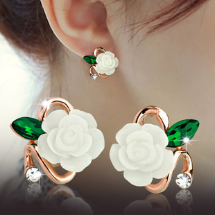 韩版时尚珍珠耳钉女款玫瑰花镶钻贝壳珠耳环可爱精美耳环饰品