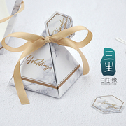 个性喜糖盒创意欧式喜糖袋纸盒金字型包装盒婚庆盒子结婚用品