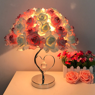 水晶台灯创意婚庆婚房装饰卧室床头灯，台灯欧式温馨玫瑰花结婚礼物