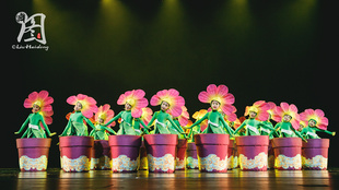 第九届小荷风采自由行走的花儿儿童舞蹈演出服花盆道具原款表演服