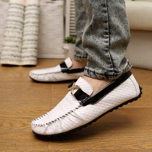 【q吧<em>淘妹</em>】特价真皮日常休闲鞋经典百搭休闲