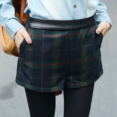 【vcruan】vcruan 经典<em>香奈</em>个格纹夹棉<em>皮短裤</em>-