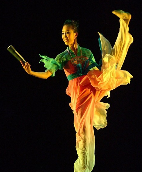 桃李杯<em>民族</em>古典<em>女子独舞</em><春眠不觉晓>舞蹈舞