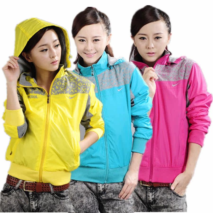<em>女装</em>耐克秋冬装鸿星尔克李宁厚<em>外套</em>特步<em>安踏</em>匹