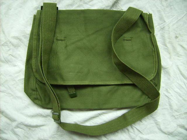 老式绿书包正品绿色帆布军挎包红卫兵男斜挎包