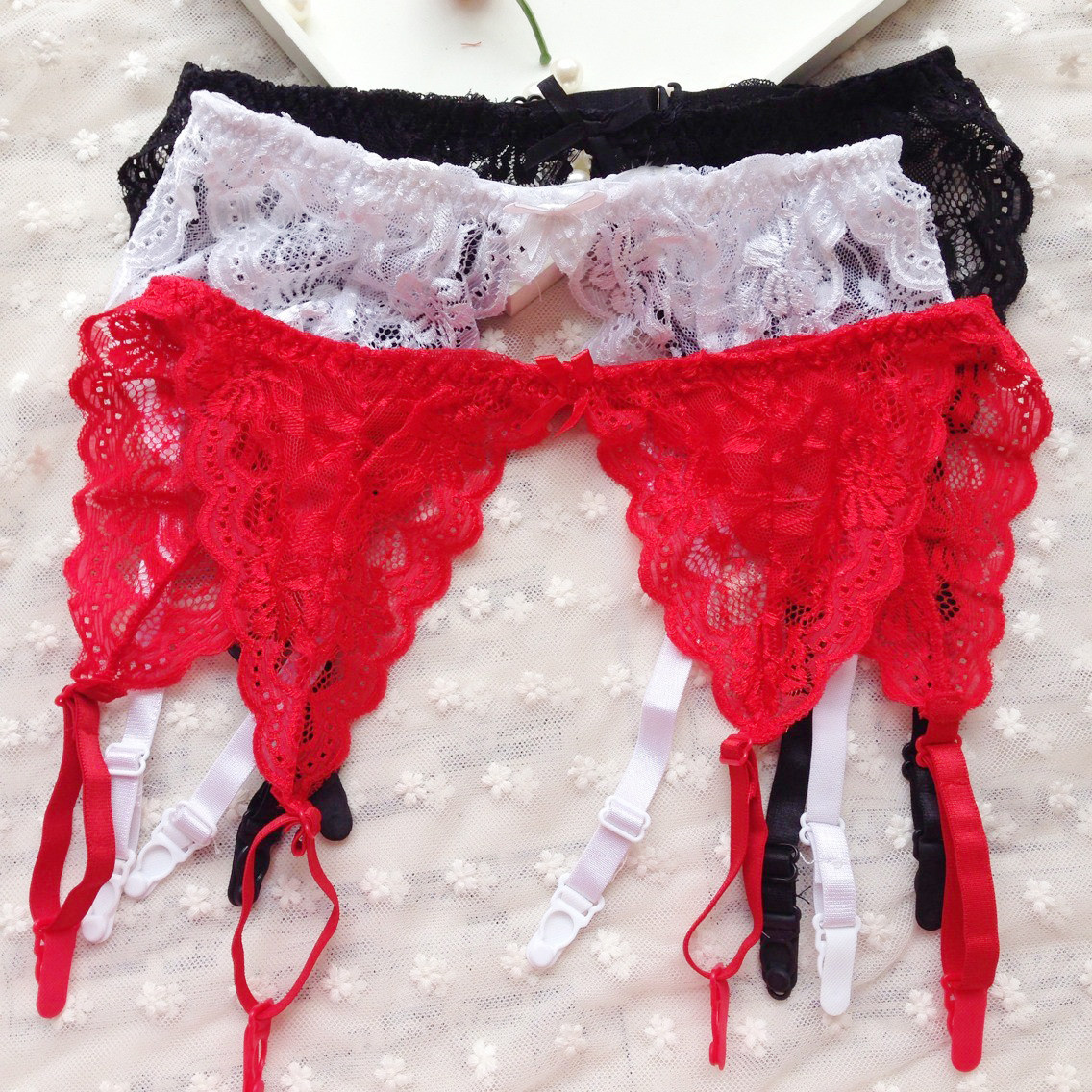 性感蕾丝<em>珠珠</em>情趣<em>内裤开档</em>诱惑吊袜带套装 女