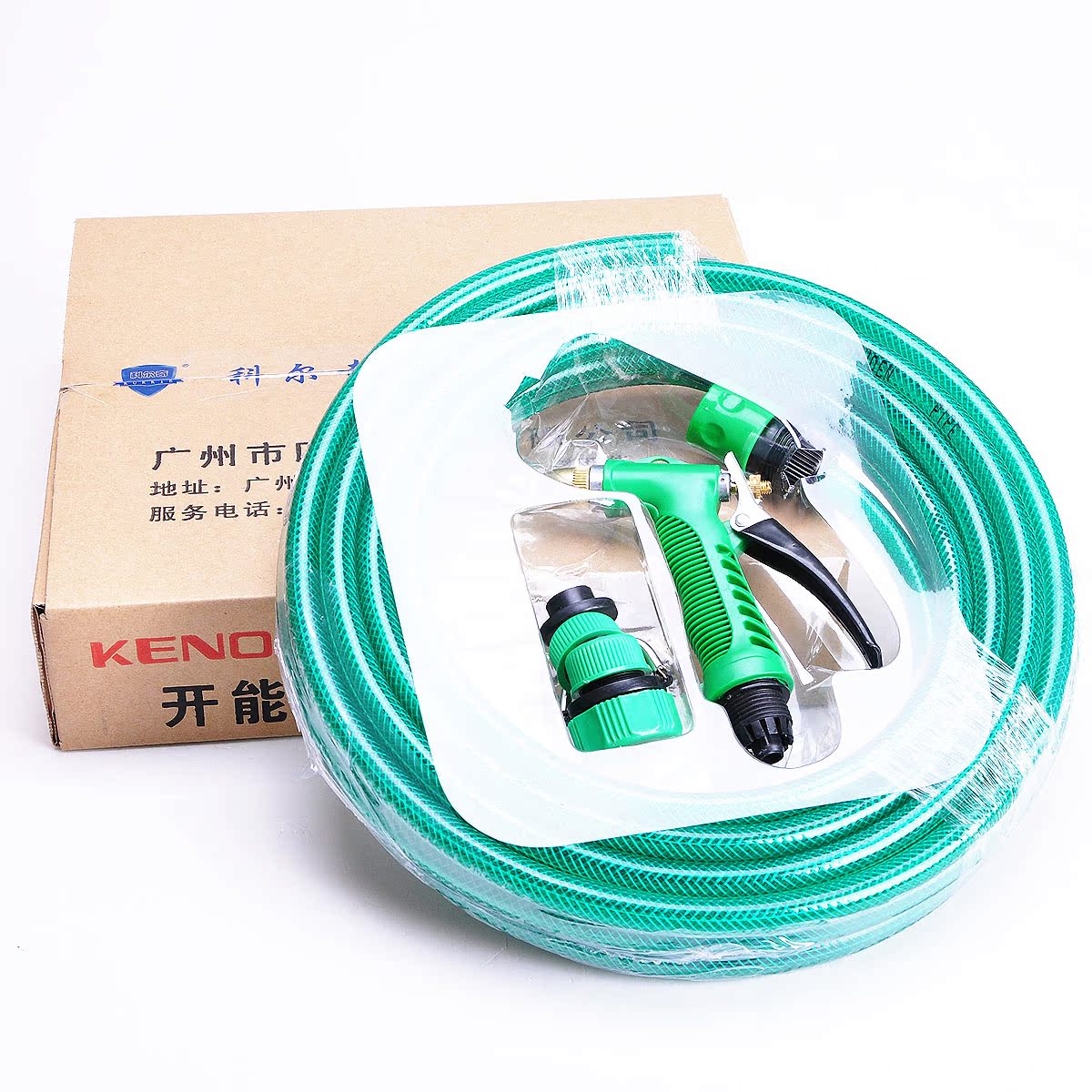 车身上有树胶如何清除?白色新车打什么蜡?不