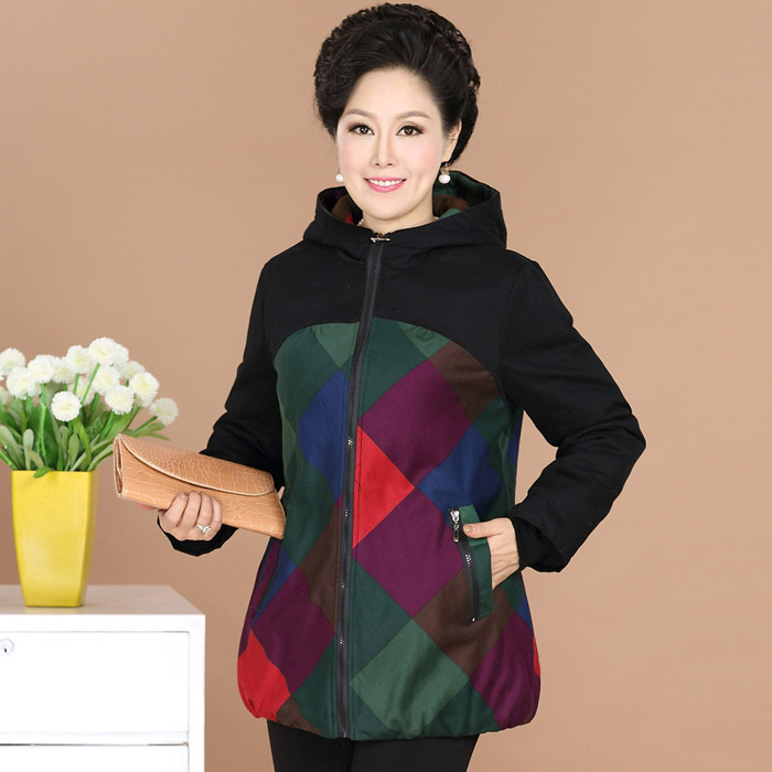 中老年<em>女装</em>春装<em>外套</em>老年人宽松大码<em>夏季风衣</em>5