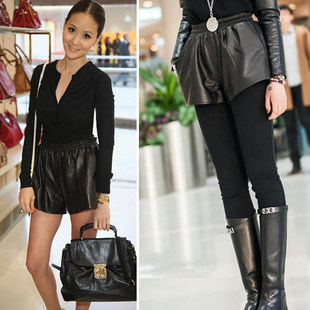 【vcruan】vcruan 经典<em>香奈</em>个格纹夹棉<em>皮短裤</em>-