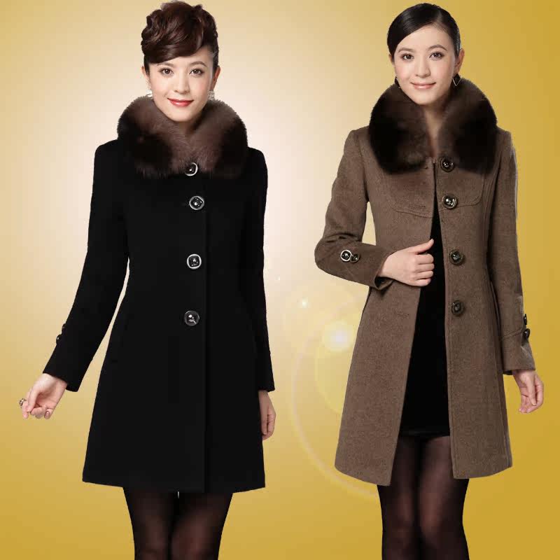 <em>大码羊毛</em>绒<em>大衣</em>呢<em>外套</em>狐狸毛领高端专柜品牌女