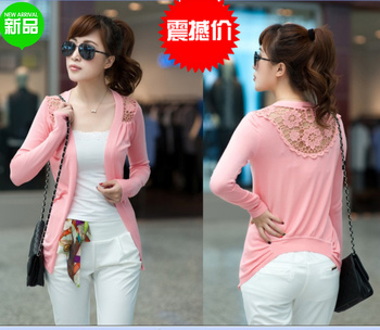 <em>披肩搭配</em>_2013秋夏 新款女装防晒衫 镂空长袖