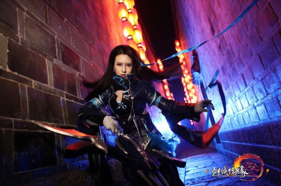 【麒誓】<em>剑网三</em> 唐门成女 <em>定国</em>套御姐 <em>炮姐</em>CO