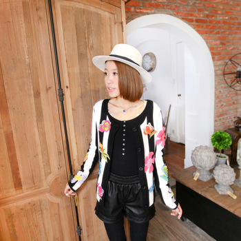 <em>毛衣</em>搭配_原创女装小维 绝美<em>手工</em>绣花<em>毛衣</em>开衫