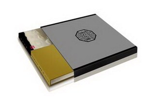 《南石东曦——中国玉石雕刻大师•杨曦卷》