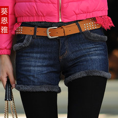 ss=H 葵恩雅 /span 秋冬挽毛边 <em>厚牛仔短裤女</em>E