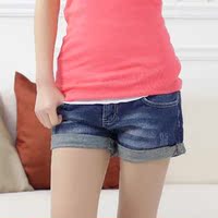 <em>秋款牛仔短裤女</em>韩版潮破洞翻边大码宽松四分短