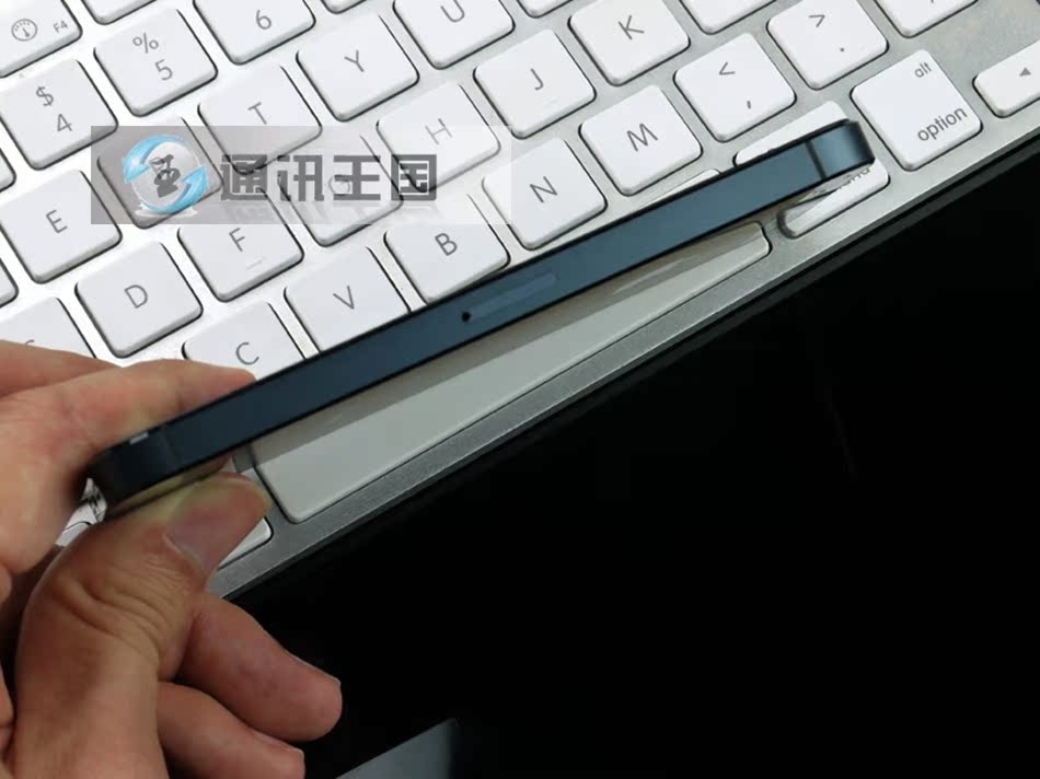 Мобильный телефон Apple Iphone 16G Мобильный телефон Apple Iphone 16G