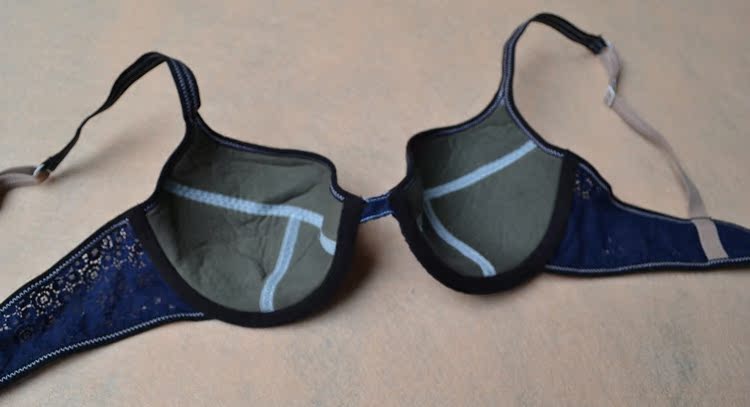 外贸 夏季薄款 蕾丝<em>胸罩</em> 有衬带钢托<em>文胸</em> 适合3