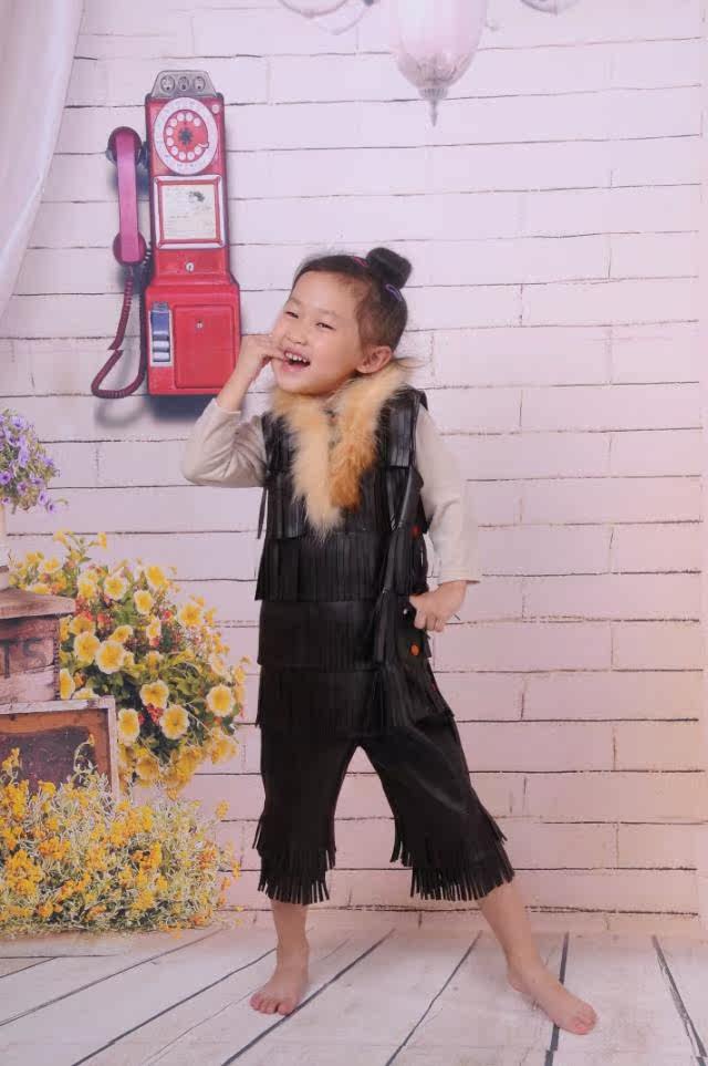 【子<em>卓尔</em>女童套装2011秋装新款正品皮衣<em>马夹</em>