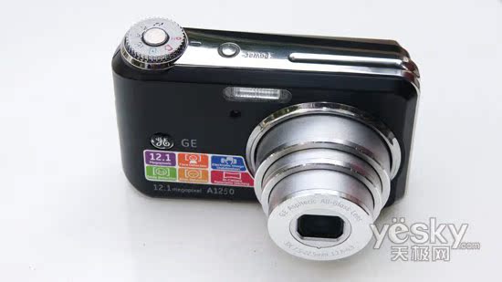 Цифровая камера Sanyo GE S1415 1200 CCD Цифровая камера Sanyo GE S1415 1200 CCD