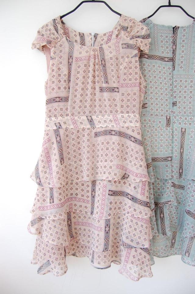 批发采购连衣裙-韩国外贸原单 MUZAK 海报款