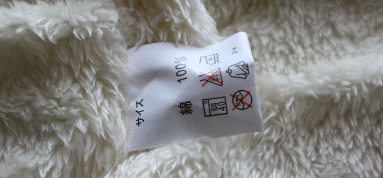 Женская утепленная куртка Трава сюда. Ослабление корейской версии плюс размер дамы тонкий ягненка меховой воротник длинного пальто в Хлопок одежда женщин Женская утепленная куртка Трава сюда. Ослабление корейской версии плюс размер дамы тонкий ягненка меховой воротник длинного пальто в Хлопок одежда женщин