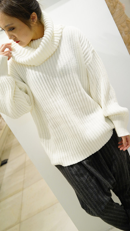 Свитер женский American Apparel AA Свитер женский American Apparel AA